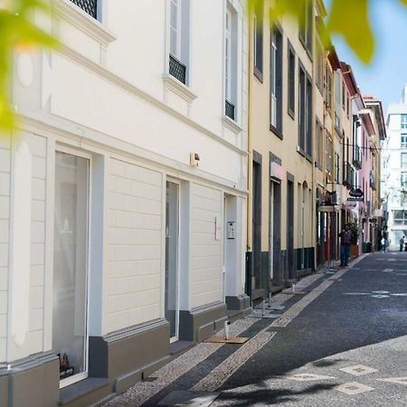 Apartamentos Praca Amarela By Heart Of Funchal Екстер'єр фото